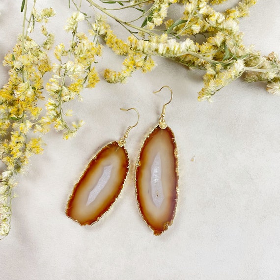 Gold Brown Agate Slice Dangle Earrings (EPJ-EL20AAA10-12)