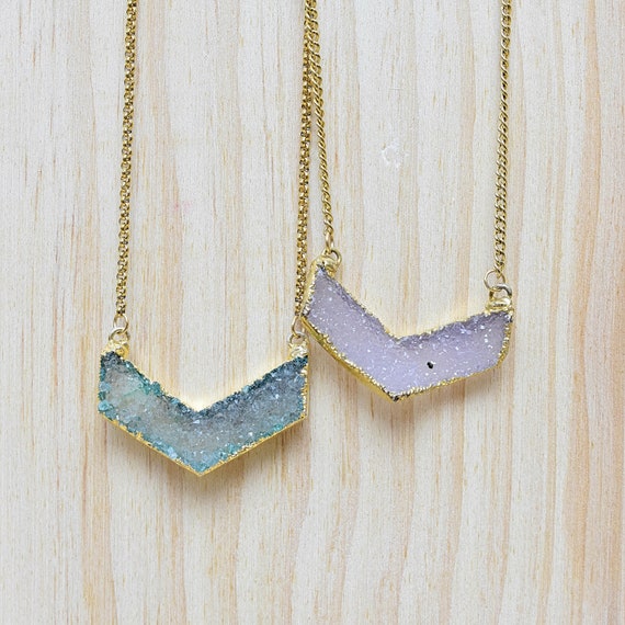 Chevron Druzy Necklace, Gold Gemstone Layering Pendant Necklace (EPJ-N19SAF13)