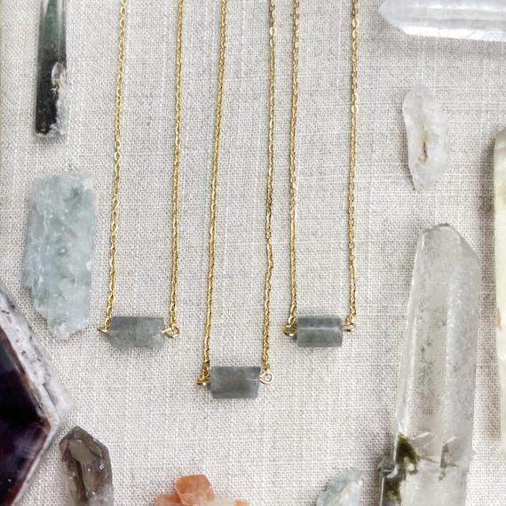 Labradorite Bead Delicate Necklace (EPJ-NAAE61-LB)