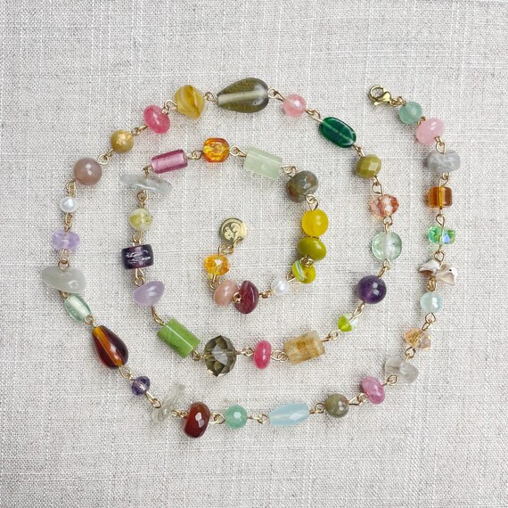 Gem Rosie/// Dream Crystal Rosary Beaded Necklace (DEJ-BBCC12-1)