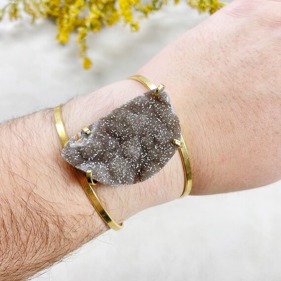 Gold Agate Druzy Arc Cuff Bracelet (EPJ-BCCA2-3)