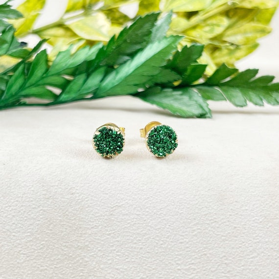 Green Titanium Round Druzy Stud Earrings (EPJ-E3BAB12-GR)