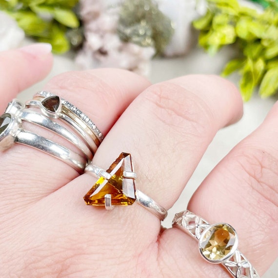 Natural Citrine Adjustable Crystal Gem Ring (EPJ-RAD13-5)