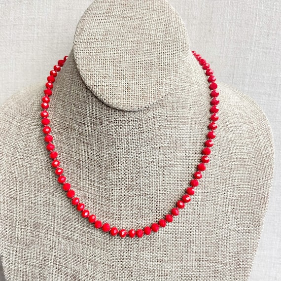 Barb// Opaque Red Crystal Beaded Hand-knotted Necklace (EPJ-NSBA10-ORD)