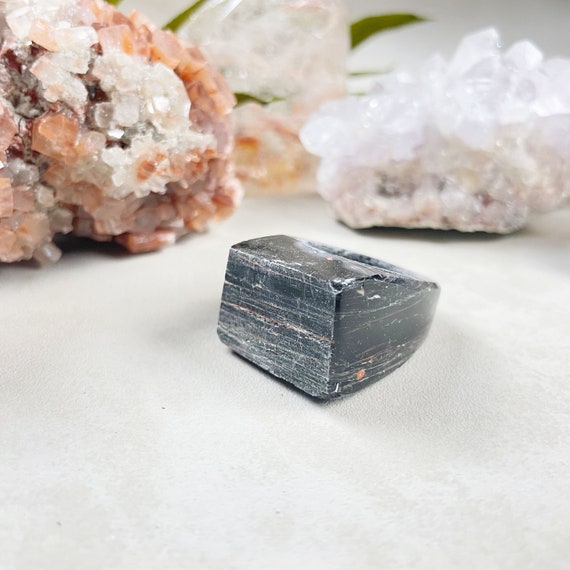 Tourmaline with Hematite Rough Carved Ring -Size 5.75 (EPJ-RCGA17-9)