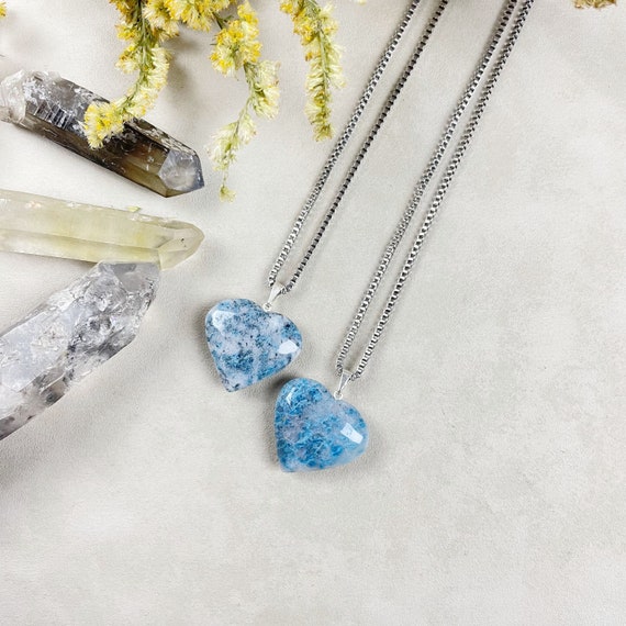 Silver Blue Troilite Puffy Heart Necklace (EPJ-NA26-TR)