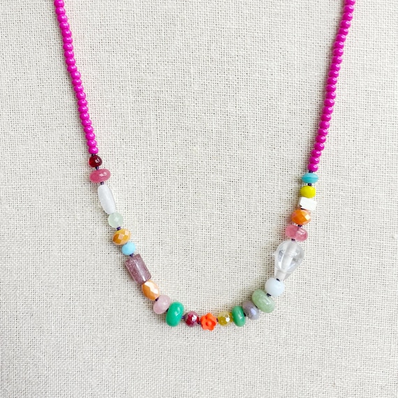 Tutti/// Fuchsia Colorful Beaded Necklace (DEJ-BBCA22-FS-5)