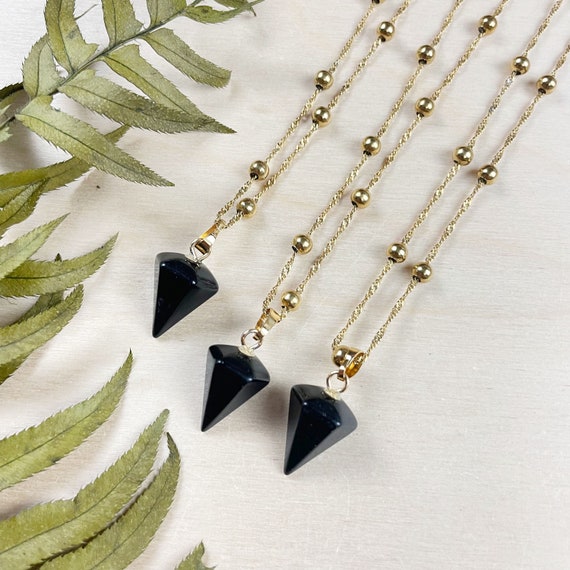 Gold Black Onyx Pendulum Necklace (EPJ-N24A81)