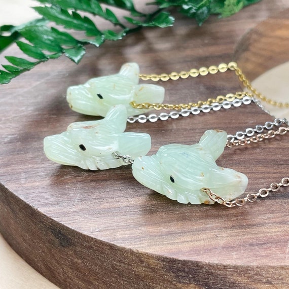 Mini Chrysoprase Carved Wolf Necklace, Gold Gemstone Layering Necklace, Statement Pendant Necklace (EPJ-WAAA21)