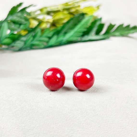 Silver 8mm Red Coral Orb Stud Earrings (EPJ-ERBA10-RC)