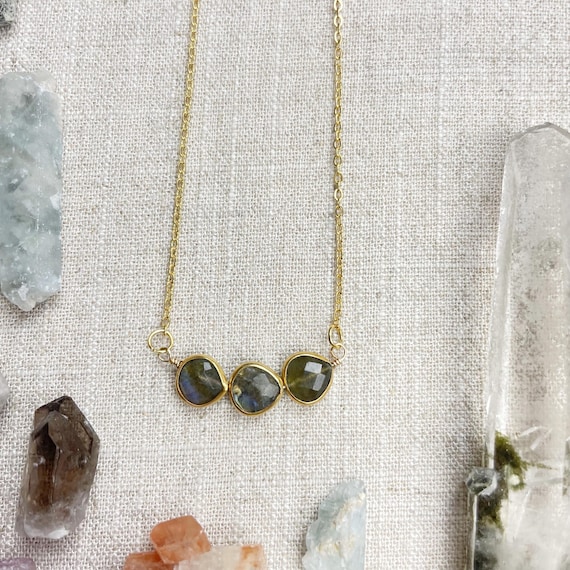 Labradorite Triple Bead Delicate Necklace (EPJ-NAAE56-LB)