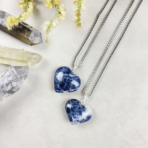Silver Sodalite Puffy Heart Necklace (EPJ-NA26-SD)