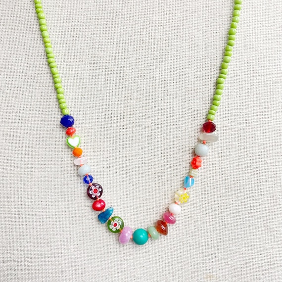 Tutti/// Green Colorful Beaded Necklace (DEJ-BBCA22-GN-14)