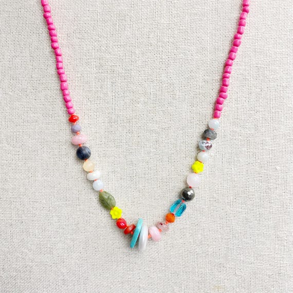 Tutti/// Coral Colorful Beaded Necklace (DEJ-BBCA22-CR-13)