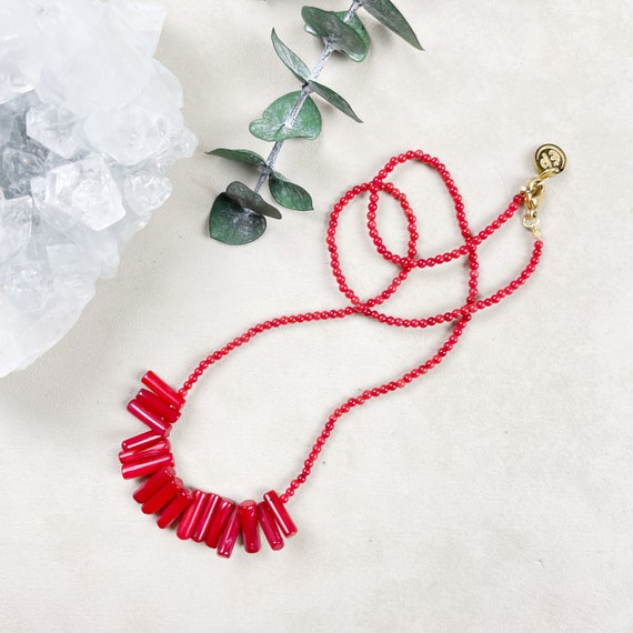 Coralia// Red Coral Beaded Necklace (EPJ-NSBB15)