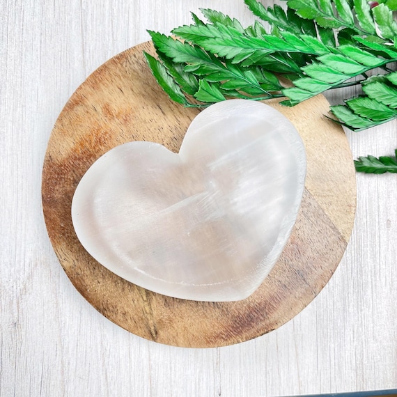 Selenite Heart Charging Bowl (EPJ-HDSB14)