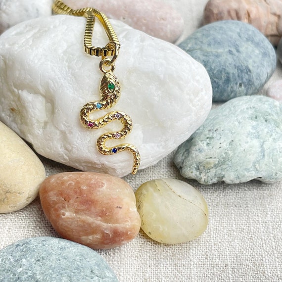 Celestial Serpent/// Gold Snake Charm Necklace (EPJ-N1AA55)