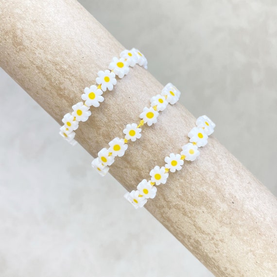 Daisy// Yellow Daisy Beaded Handknotted Bracelet (EPJ-BSBB13-WY)