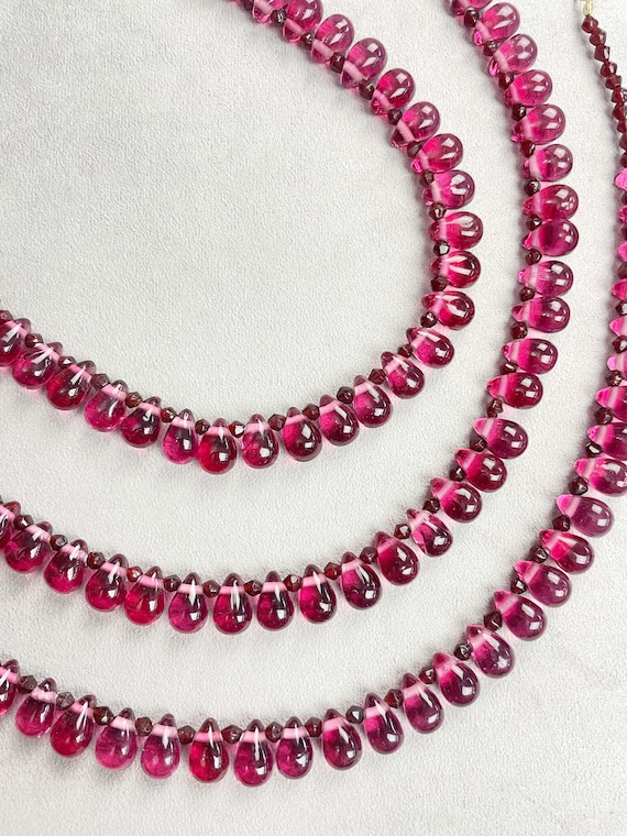 Wild Bloom// Wine Teardrop Vintage Glass Beaded Necklace (EPJ-NSE20)