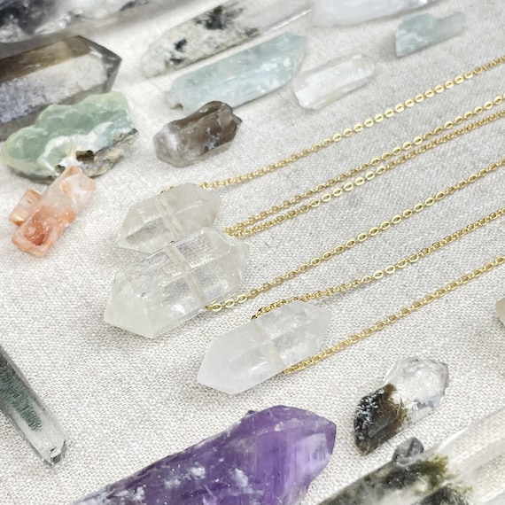 Clear Quartz Gemstone Double Terminated Point Necklace (EPJ-NAWA72-CQ)