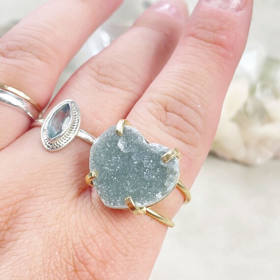 Gold Heart Druzy Statement Wire Ring (EPJ-ROAA17-2)