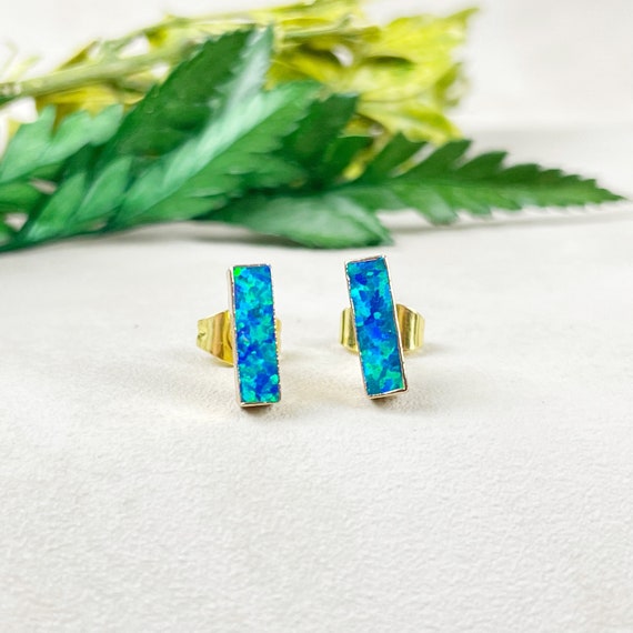 Blue Fire Opal Bar Stud Earrings (EPJ-ES19OPL10)