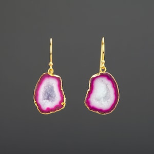 Orecchino fine geode aperto al quarzo rosa naturale, grande orecchino druzy geode, orecchino vestito rosa, regalo di compleanno di febbraio, regalo della madre, regalo di anniversario