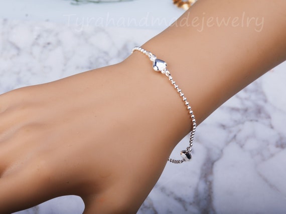 Heart bracelet for best sale girlfriend
