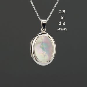 Mother of pearl sterling silver oval locket with custom photo and engraving,oval mother of pearl locket,photo locket,memorial locket gift