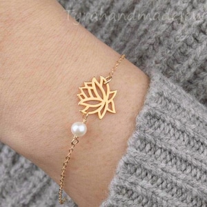 Lotus armband, goud gevuld, draad verpakt pearl.custom birthstone, bruidsmeisje geschenken, verjaardag, gewoon dagelijkse sieraden, yoga sieraden, zen armband
