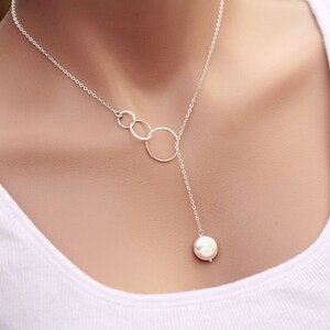 Triple Circle Lariat,Coin pearl necklace,Eternity Rings Lariat,Interlocked circles,Bridesmaid gift,sisters,Best friend gift,custom note card