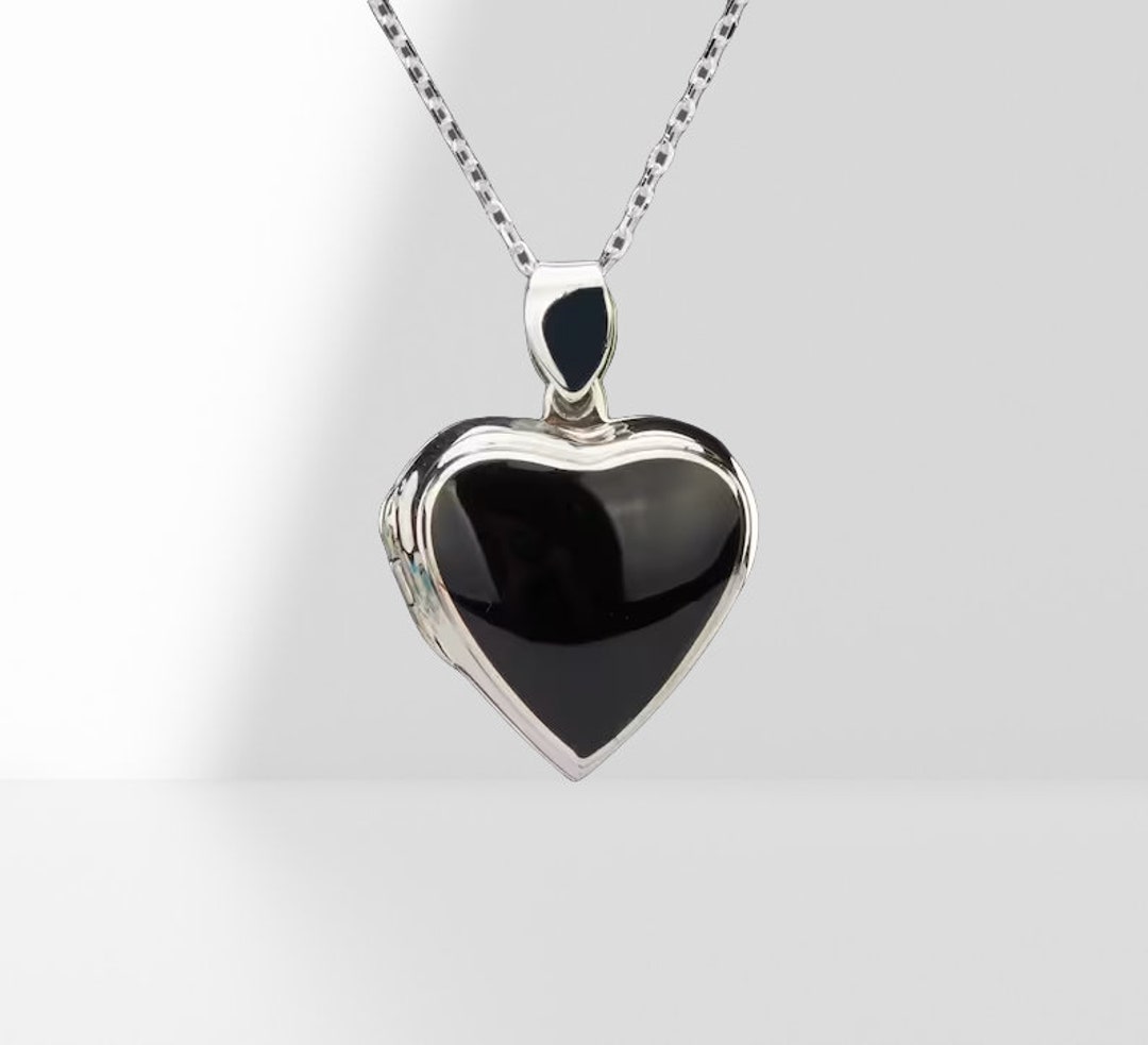 ★ROSEMONT★ Silver Black Onyx Heart Necklace RC24B03K il_1080xN.5794409113_b4t4.jpg