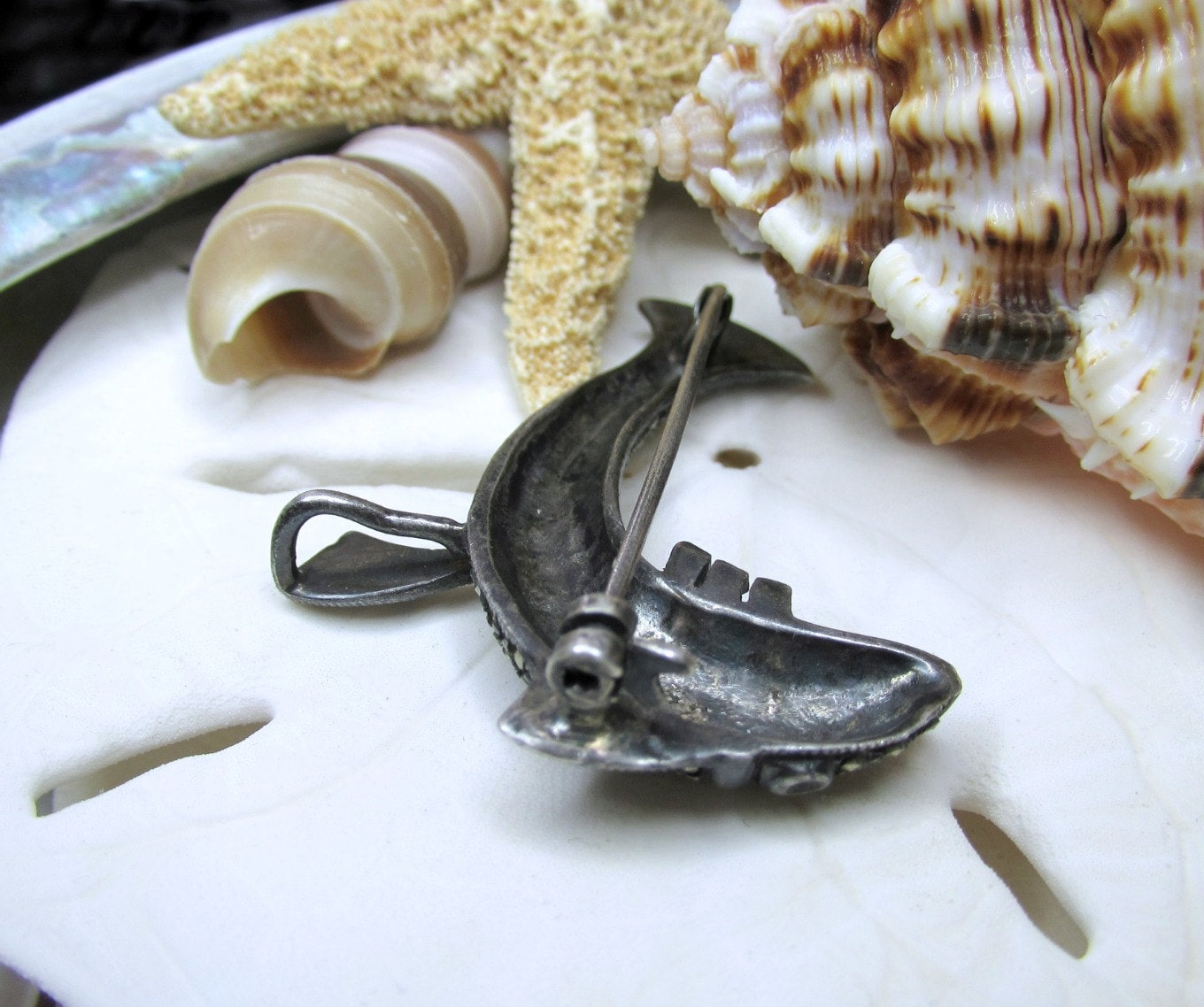 925 LA SILVER MARCASITE DOLPHIN PENDANT