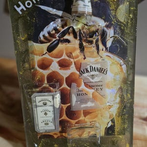 Jack Daniel&#39;s HONEY epoxy wall art
