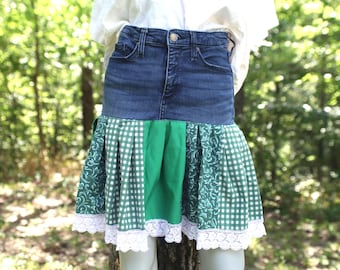 Falda midi vaquera con retazos reciclados: falda vaquera estilo boho cottagecore con encaje vintage, talla 4