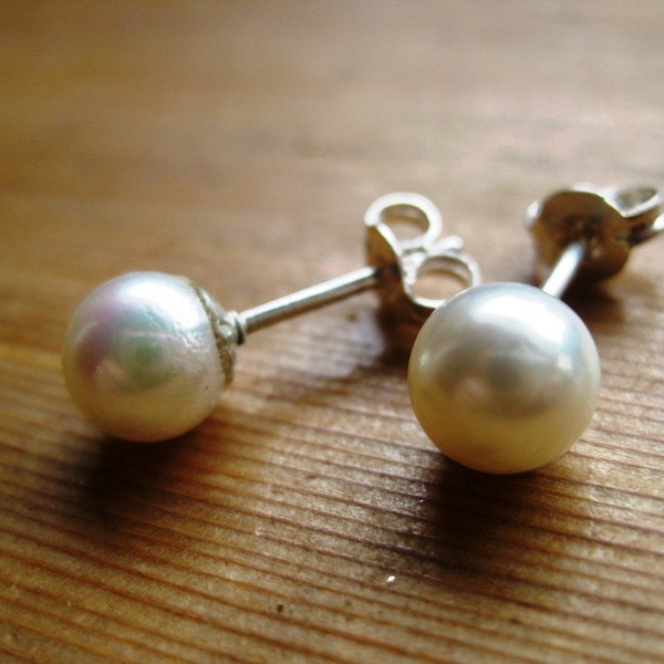 Genuine Salt Water Cultured Pearl Ear Studs on Sterling Silver