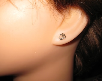 Solid 10k Gold OM Symbol Single Ear Stud Minimalist Modern