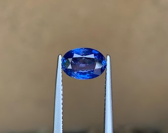Natural Blue Sapphire 1.61Ct Oval Cut Sri Lanka Loose Gemstone