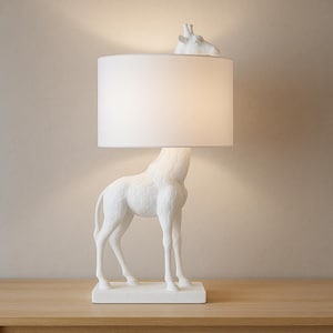 Unique gold giraffe table lamp Artistic resin animal Night light for home decor
