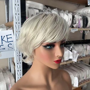 Ash Blonde Pixie Cut Wig: Short Wavy Synthetic Hair
