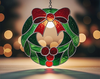 Christmas Wreath Stained Glass Pattern: DIY Suncatcher Template (PDF) for beginner.