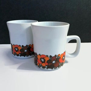 Vintage 1960s Poppy Flower Mugs Set of 2 – Gay Time IMC Stoneware Japan – Retro Boho Mid Century Modern – Orange Floral Coffee Tea Cups