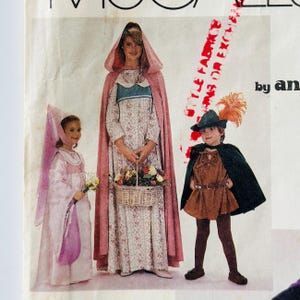Vintage 1989 McCall&#39;s 4404 Sewing Pattern: Child / Toddler Medieval Renaissance Costumes