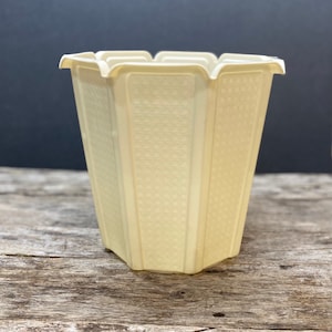 Vintage 1980s Waste Basket by Rubbermaid, Small Octagon White Plastic Trash Bin