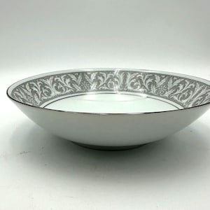 Warzywna miska z porcelany cesarskiej w stylu vintage: wzór Whitney, platynowe wykończenie