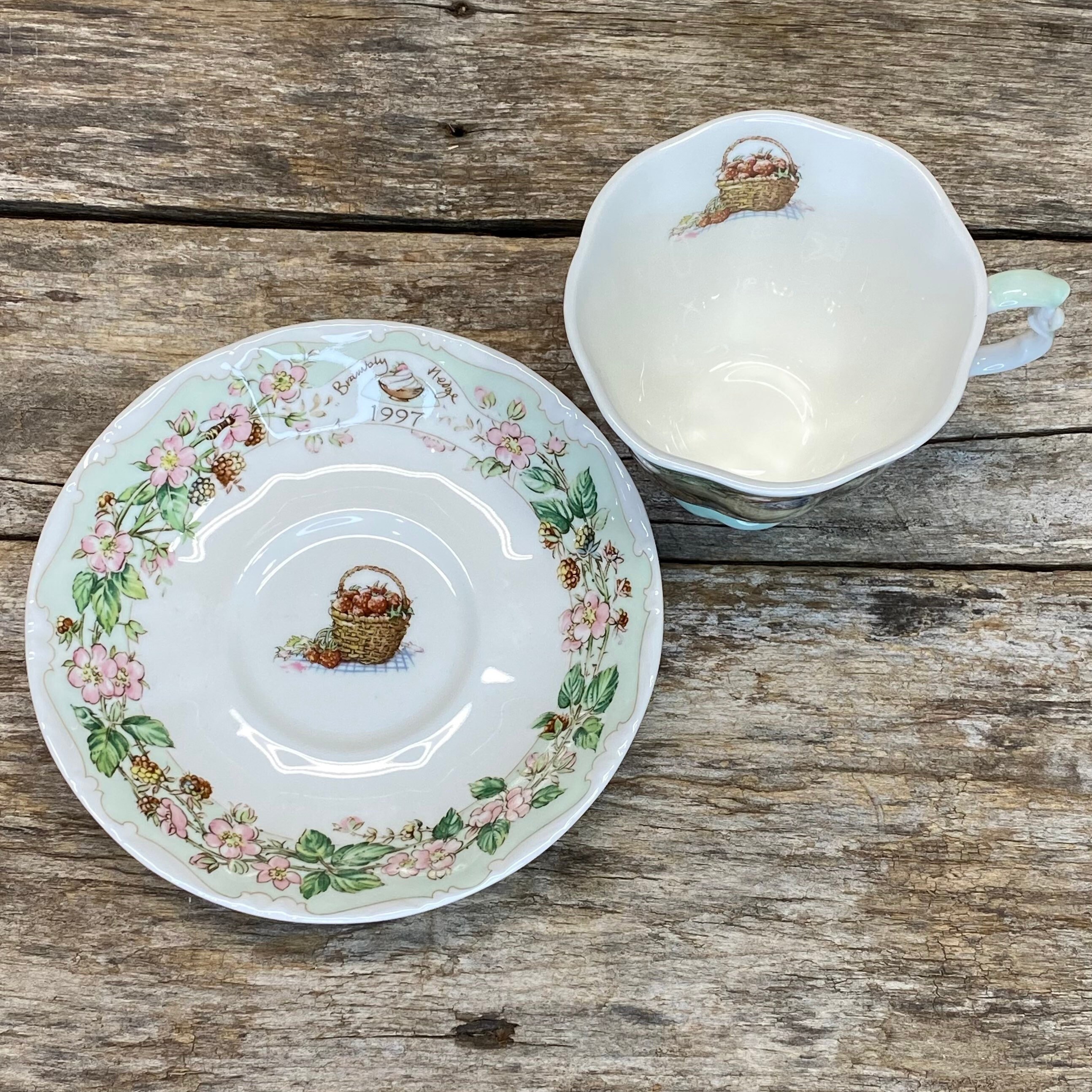 Jill Barklem - Royal Doulton - Coffee and Tea set (7) - Porcelain - Brambly  hedge - Catawiki