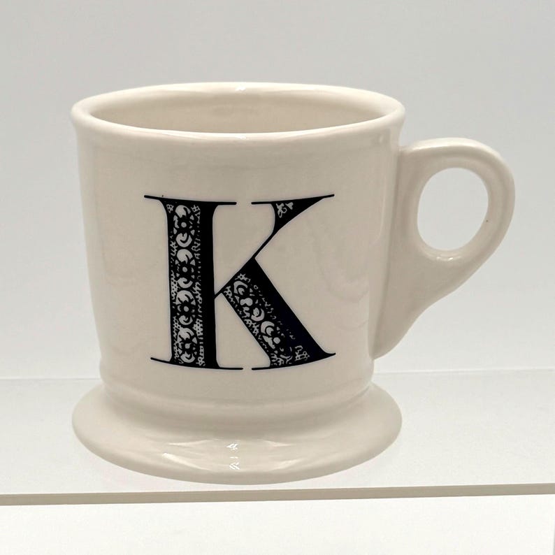 Anthropologie Monogram K-mugg – Retro rakkaffekopp, 433 ml svartvit initial bild 3