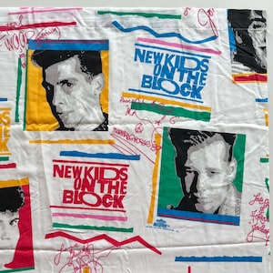 New Kids on the Block 1990 ツインサイズシーツ 未使用 il_300x300.7235692406_sc1u.jpg