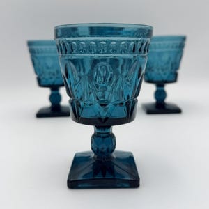 Vintage Park Lane Blue Goblets Set of 4, Square Base Glass