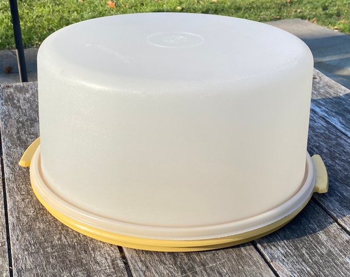 Tupperware Cake Carrier, Extra Large Maxi Cake Taker, 12 Round Cake Taker 1256, 1257 Etsy